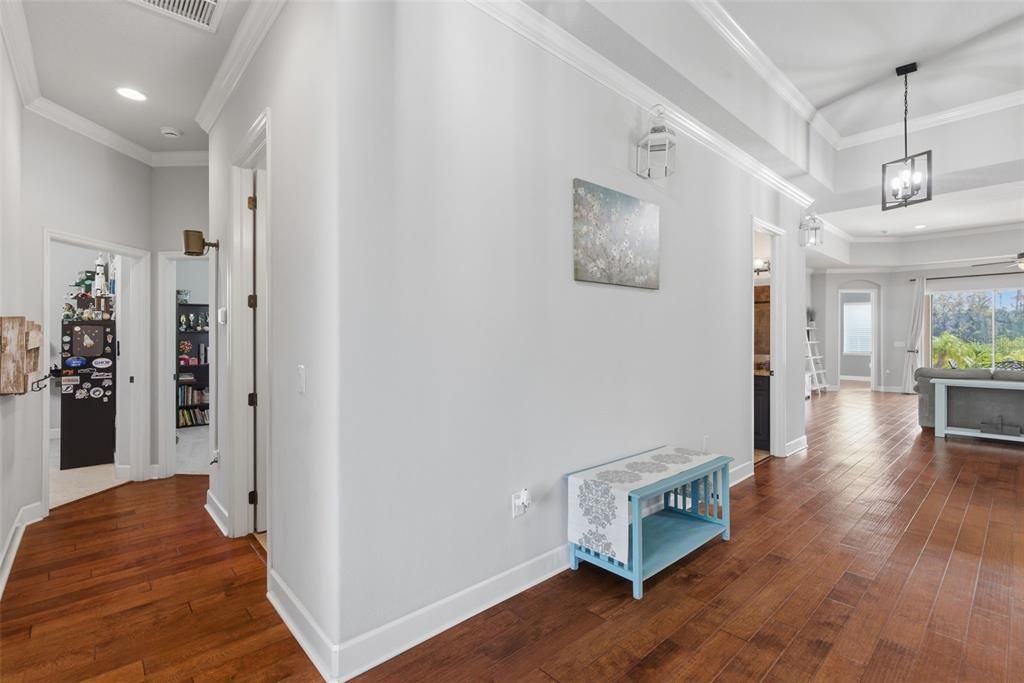 For Sale: $775,000 (4 beds, 3 baths, 2728 Square Feet)