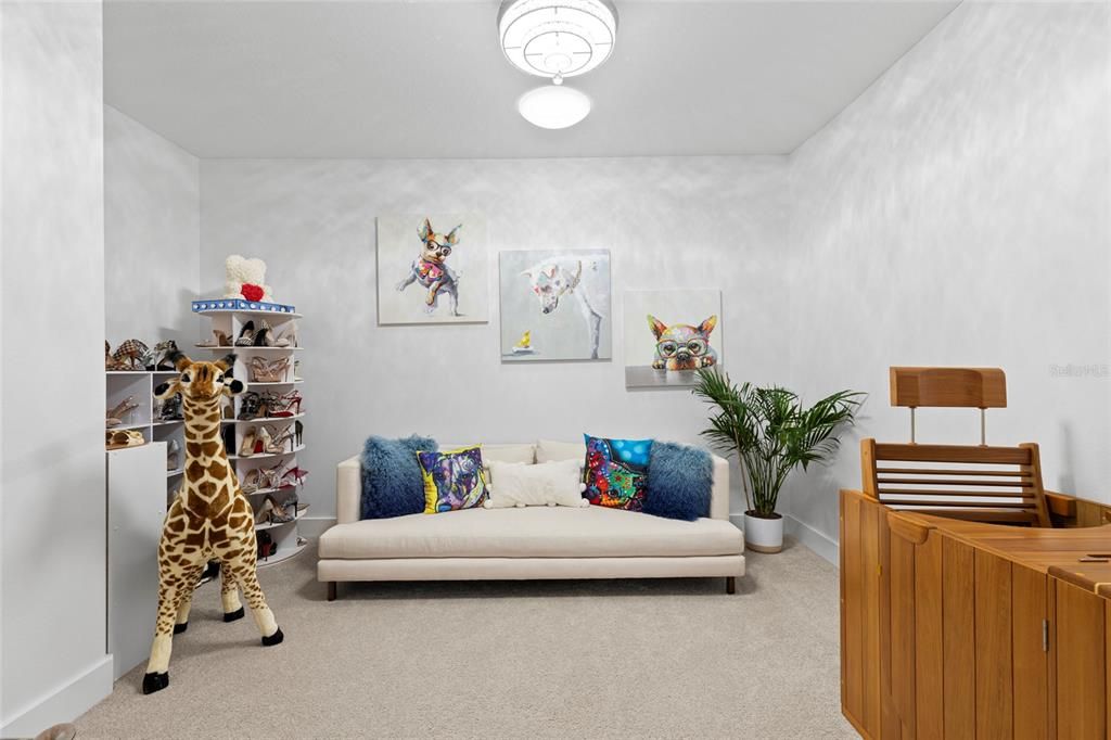 For Sale: $495,000 (2 beds, 2 baths, 1930 Square Feet)