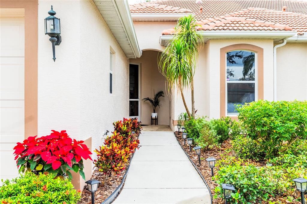 For Sale: $495,000 (2 beds, 2 baths, 1930 Square Feet)