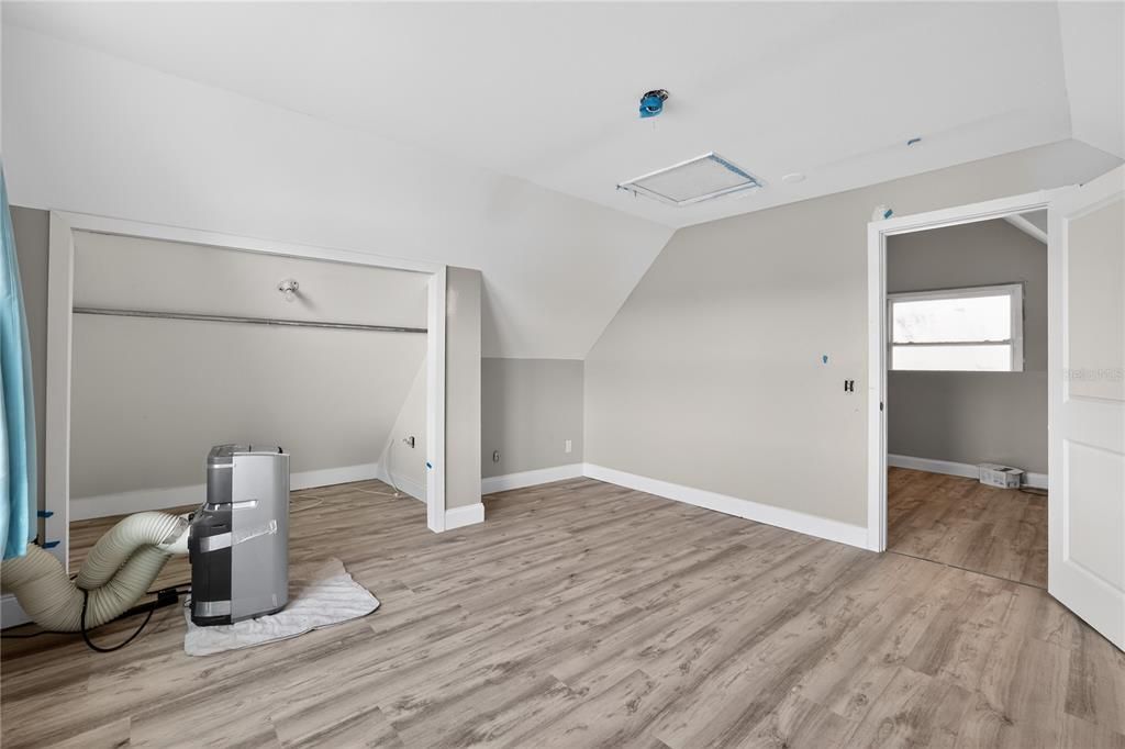 待售: $445,000 (3 贝兹, 2 浴室, 1305 平方英尺)