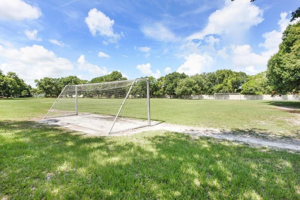 待售: $459,900 (4 贝兹, 3 浴室, 2137 平方英尺)