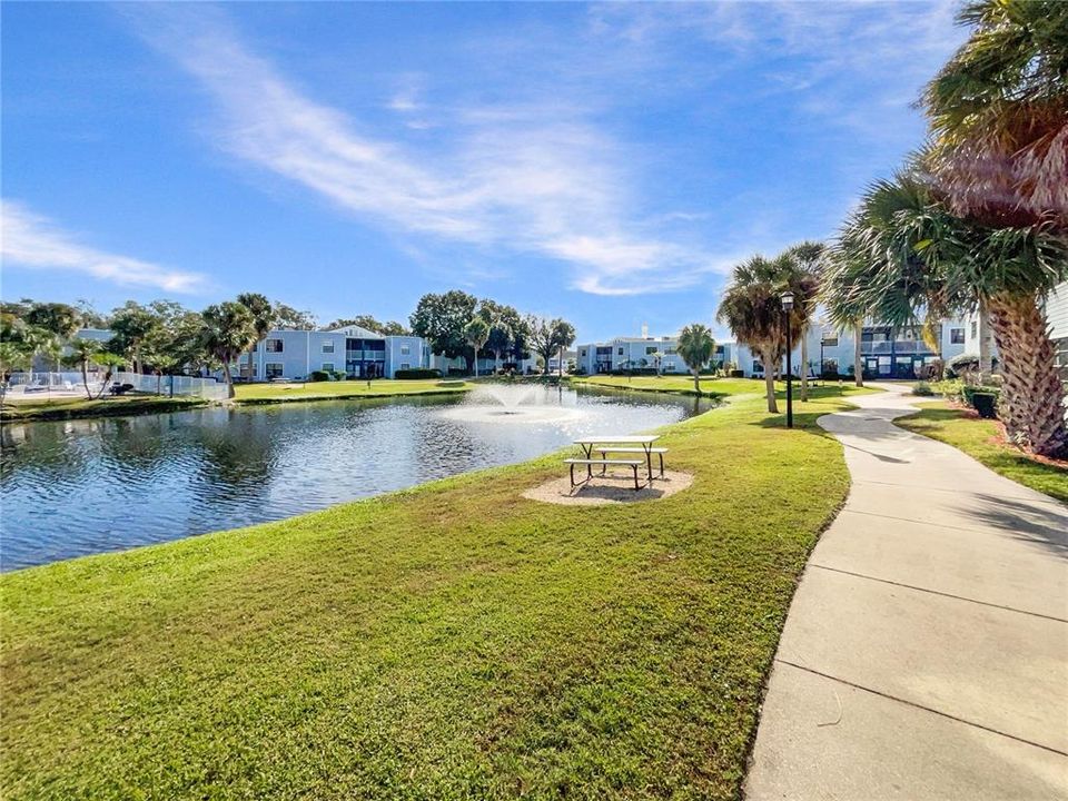 For Sale: $149,000 (2 beds, 2 baths, 820 Square Feet)