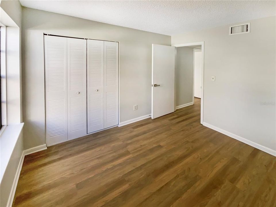 For Sale: $149,000 (2 beds, 2 baths, 820 Square Feet)