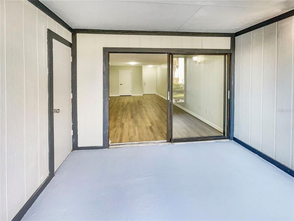 For Sale: $149,000 (2 beds, 2 baths, 820 Square Feet)