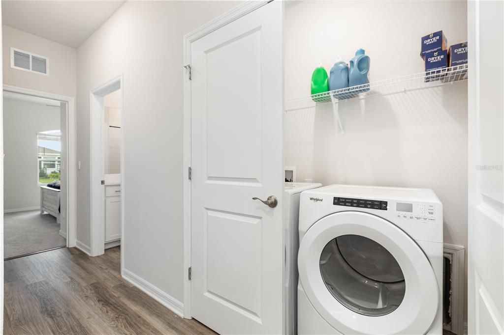 En Venta: $399,000 (3 camas, 2 baños, 1565 Pies cuadrados)