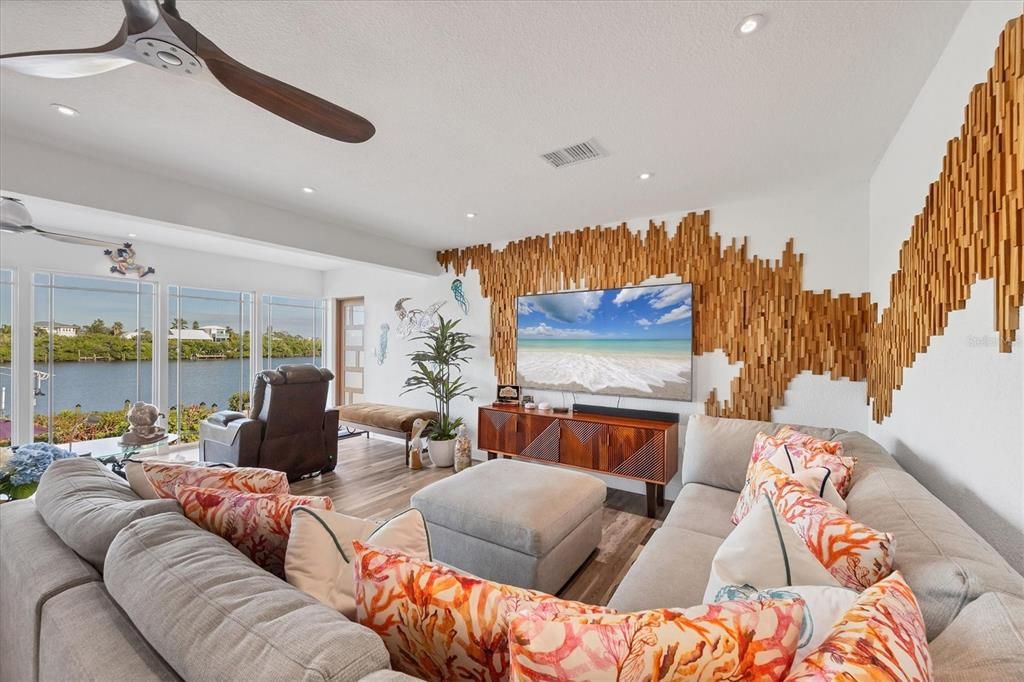 For Sale: $1,550,000 (3 beds, 3 baths, 1448 Square Feet)