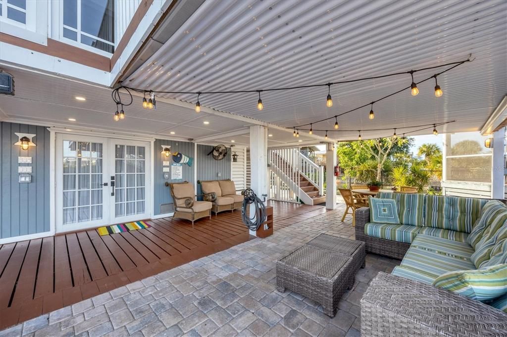 For Sale: $1,550,000 (3 beds, 3 baths, 1448 Square Feet)