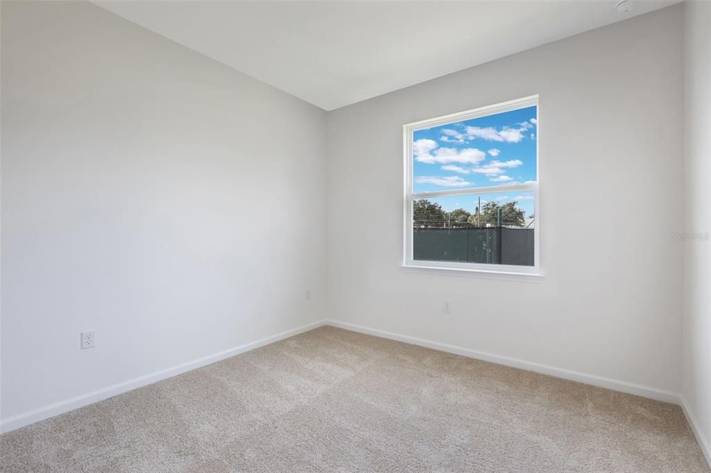 На продажу: $299,990 (3 спален, 2 ванн, 1458 Квадратных фут)