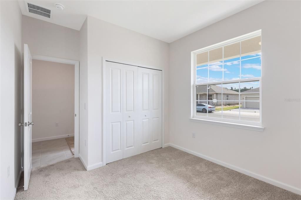 На продажу: $299,990 (3 спален, 2 ванн, 1458 Квадратных фут)