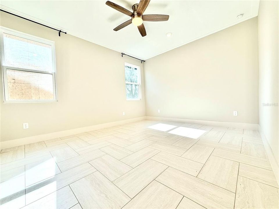 En Renta: $3,850 (3 camas, 2 baños, 2175 Pies cuadrados)