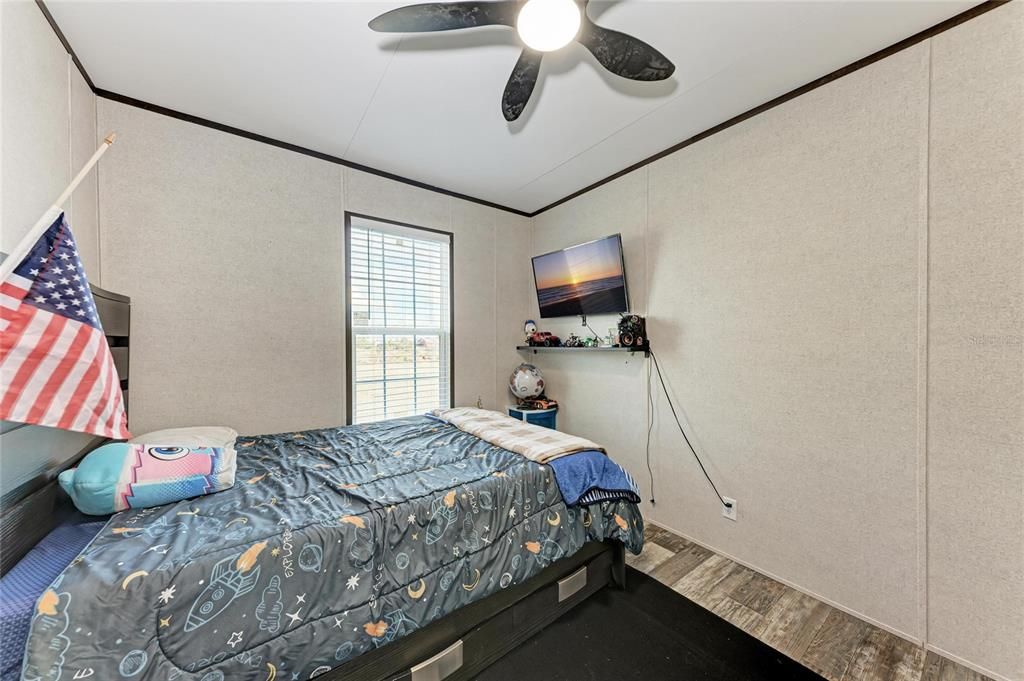 For Sale: $599,999 (4 beds, 2 baths, 2016 Square Feet)