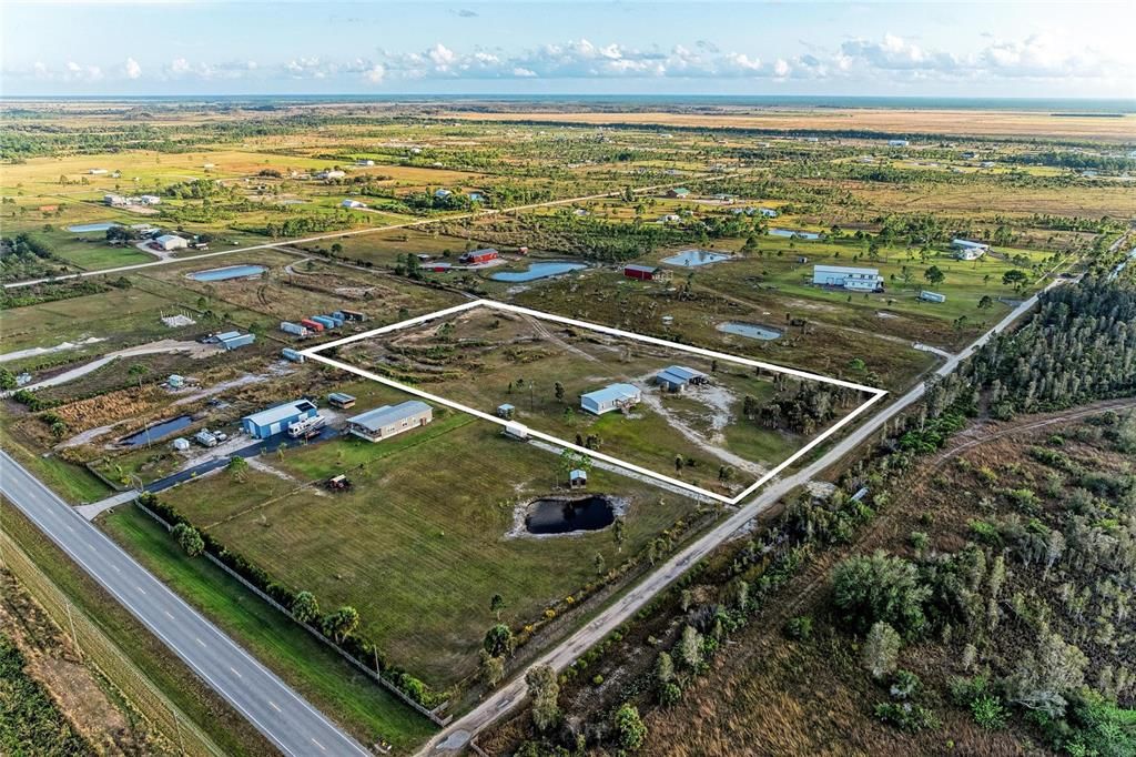 For Sale: $599,999 (4 beds, 2 baths, 2016 Square Feet)