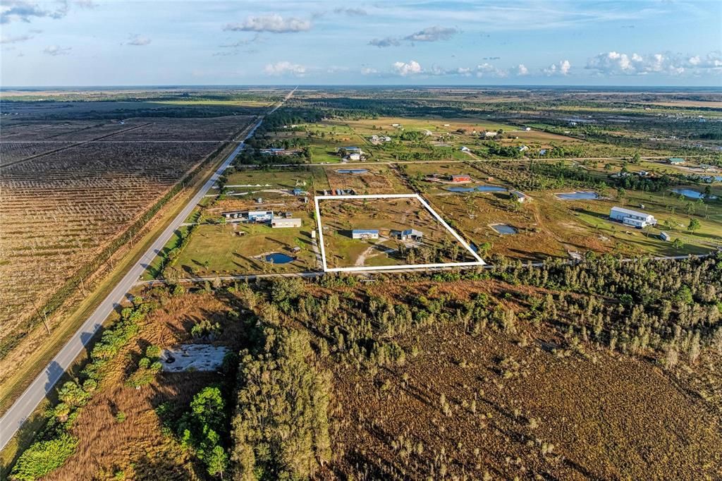 For Sale: $599,999 (4 beds, 2 baths, 2016 Square Feet)