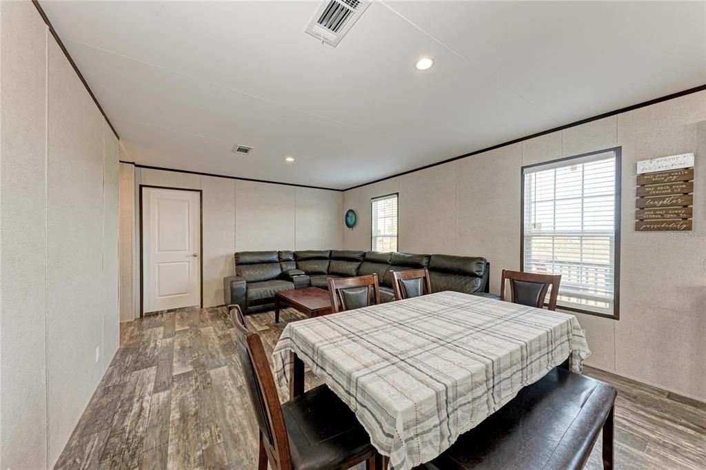 For Sale: $599,999 (4 beds, 2 baths, 2016 Square Feet)