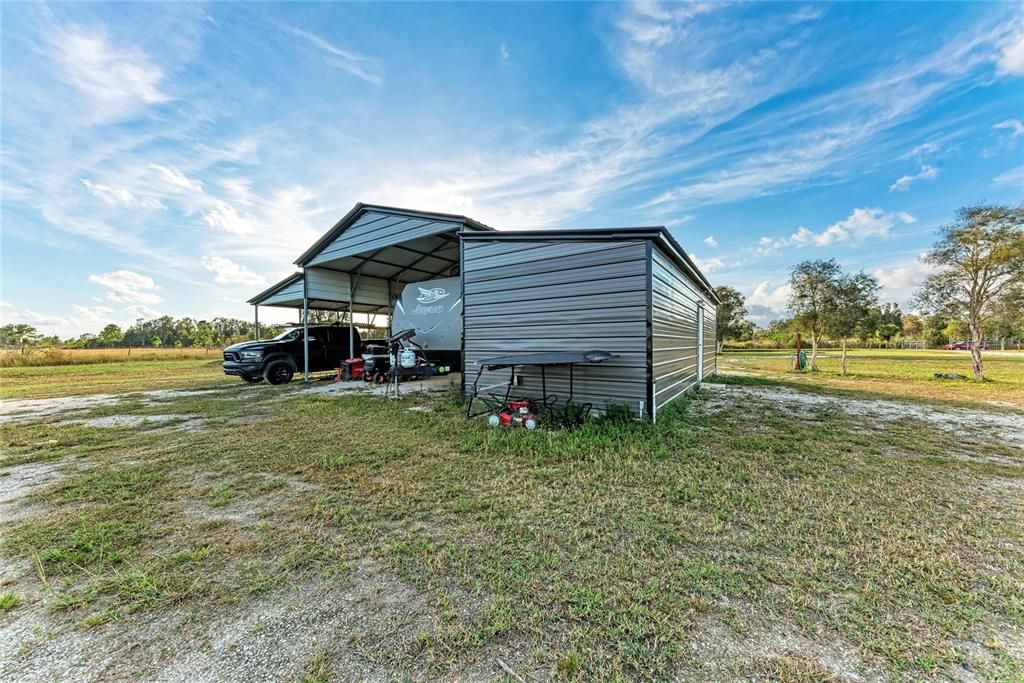 For Sale: $599,999 (4 beds, 2 baths, 2016 Square Feet)