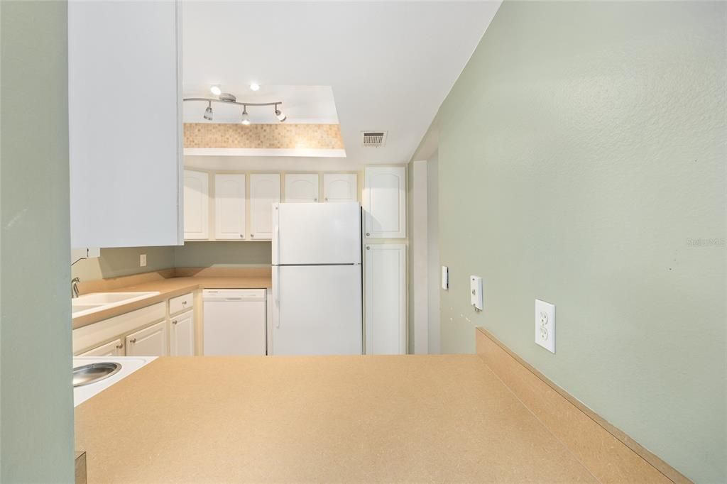 En Venta: $99,750 (1 camas, 1 baños, 844 Pies cuadrados)