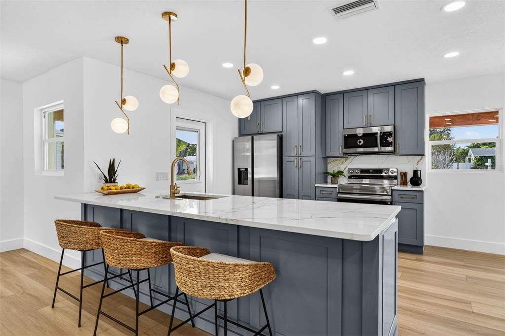 待售: $795,000 (3 贝兹, 2 浴室, 1603 平方英尺)