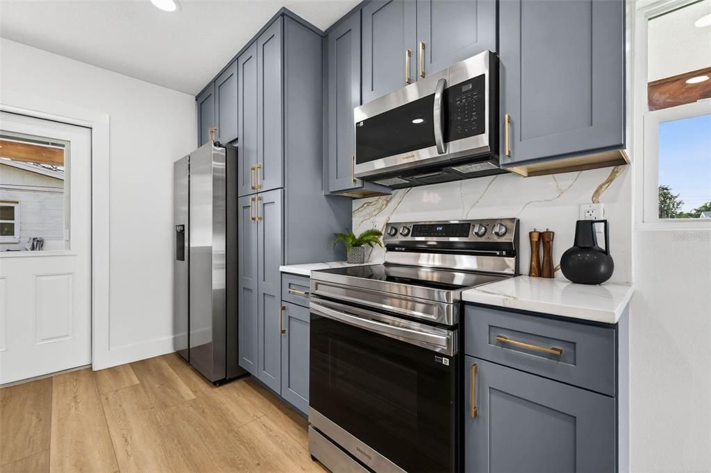 待售: $795,000 (3 贝兹, 2 浴室, 1603 平方英尺)