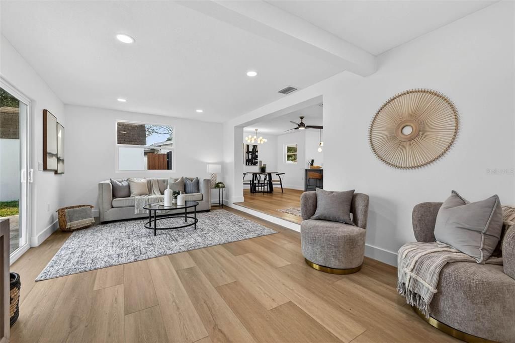 待售: $795,000 (3 贝兹, 2 浴室, 1603 平方英尺)