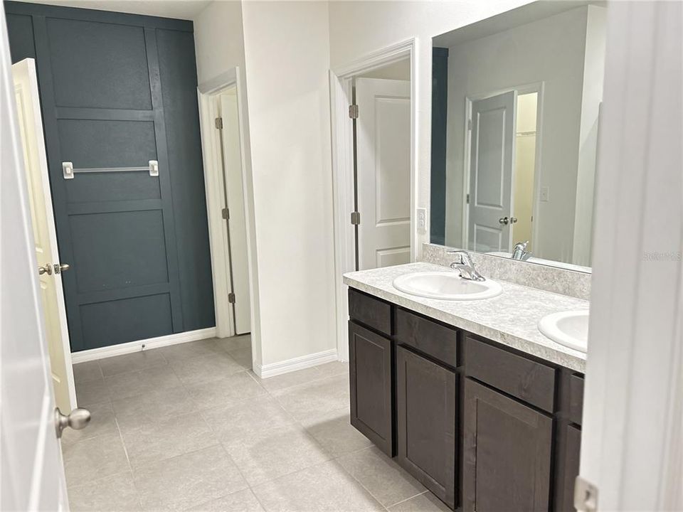 出租: $2,350 (4 贝兹, 2 浴室, 2090 平方英尺)