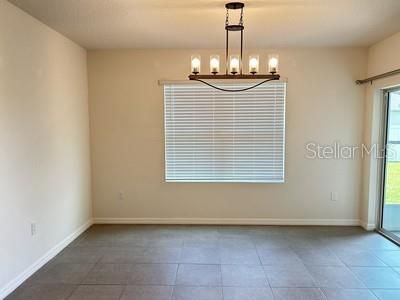 出租: $2,350 (4 贝兹, 2 浴室, 2090 平方英尺)