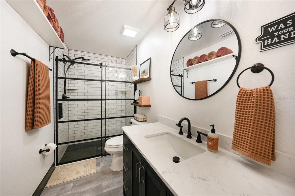 For Sale: $399,000 (3 beds, 2 baths, 1376 Square Feet)