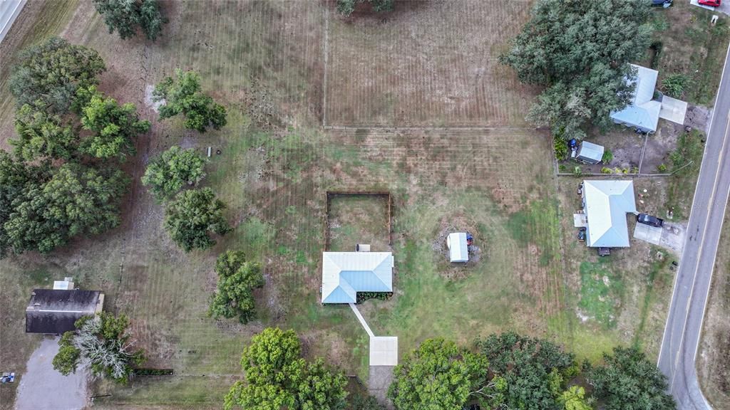 For Sale: $399,000 (3 beds, 2 baths, 1376 Square Feet)