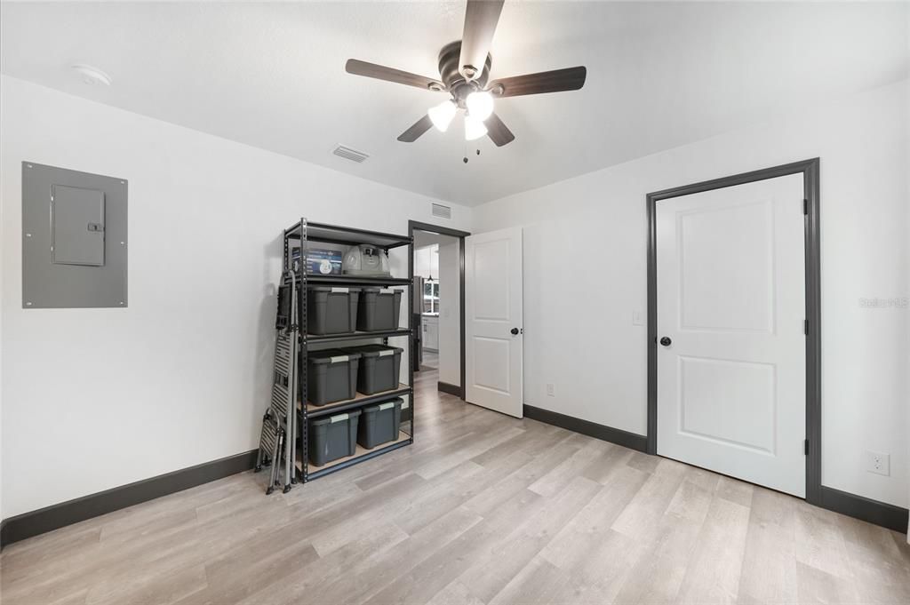 For Sale: $399,000 (3 beds, 2 baths, 1376 Square Feet)