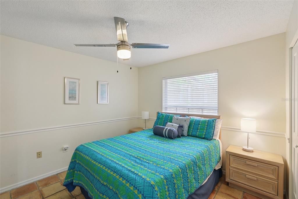 For Sale: $740,000 (4 beds, 3 baths, 1924 Square Feet)