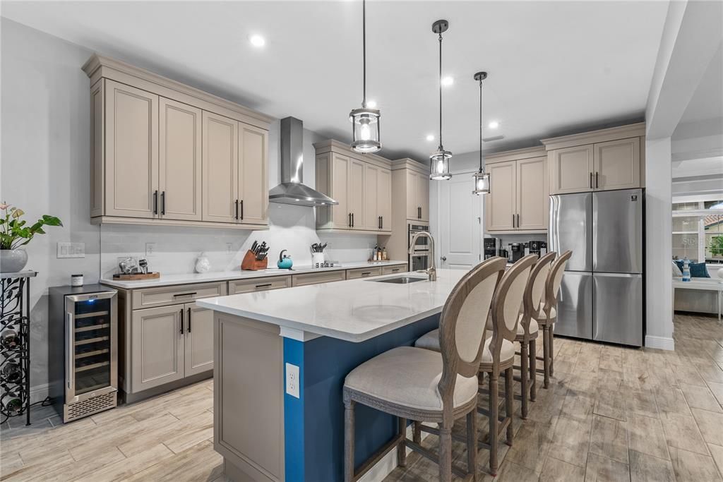 For Sale: $650,000 (4 beds, 3 baths, 2669 Square Feet)