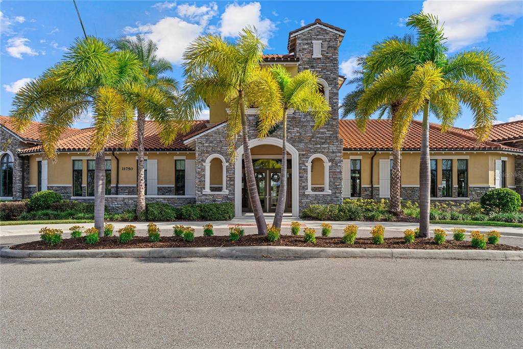 For Sale: $650,000 (4 beds, 3 baths, 2669 Square Feet)