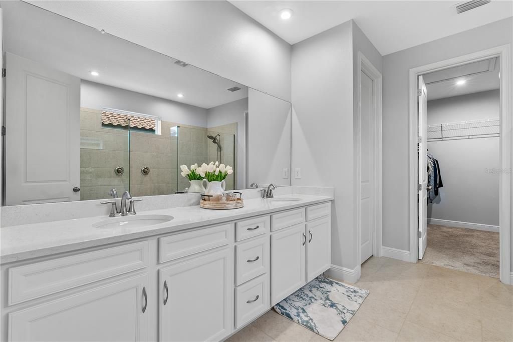 For Sale: $650,000 (4 beds, 3 baths, 2669 Square Feet)