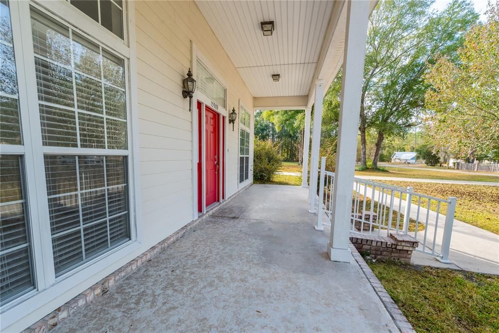 For Sale: $399,900 (4 beds, 2 baths, 2166 Square Feet)