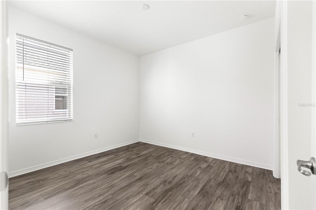 For Sale: $309,900 (3 beds, 2 baths, 1469 Square Feet)