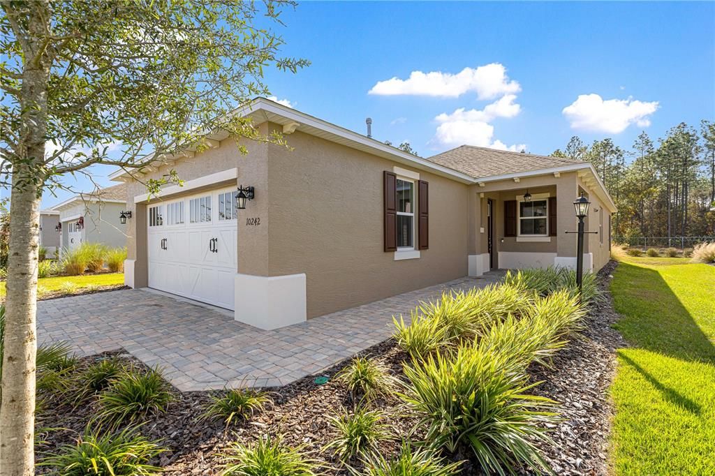 For Sale: $309,900 (3 beds, 2 baths, 1469 Square Feet)