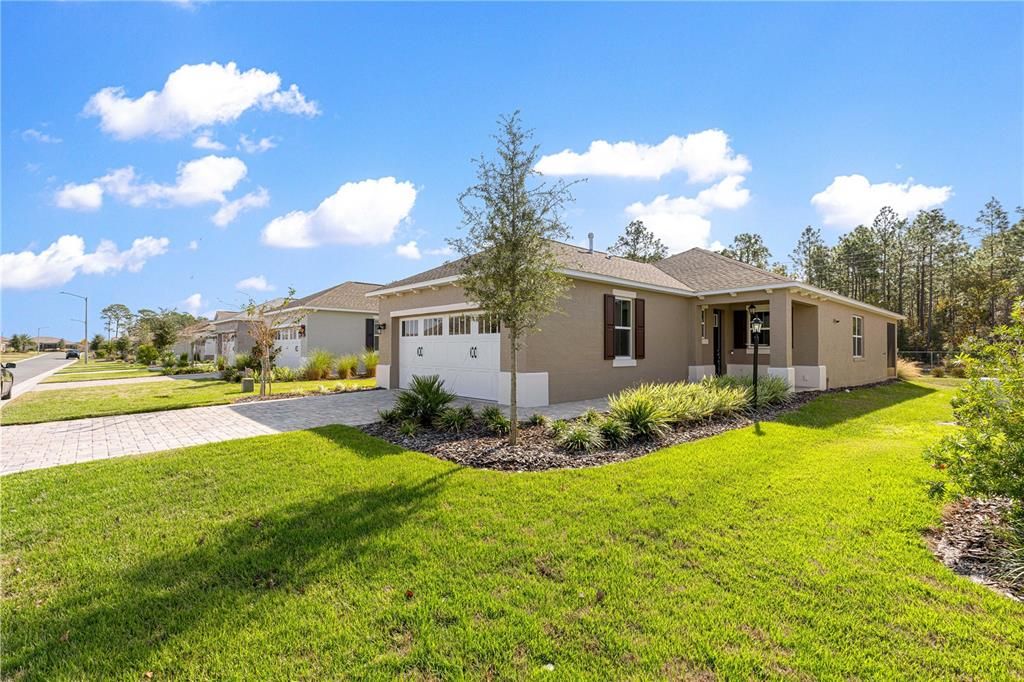 For Sale: $309,900 (3 beds, 2 baths, 1469 Square Feet)