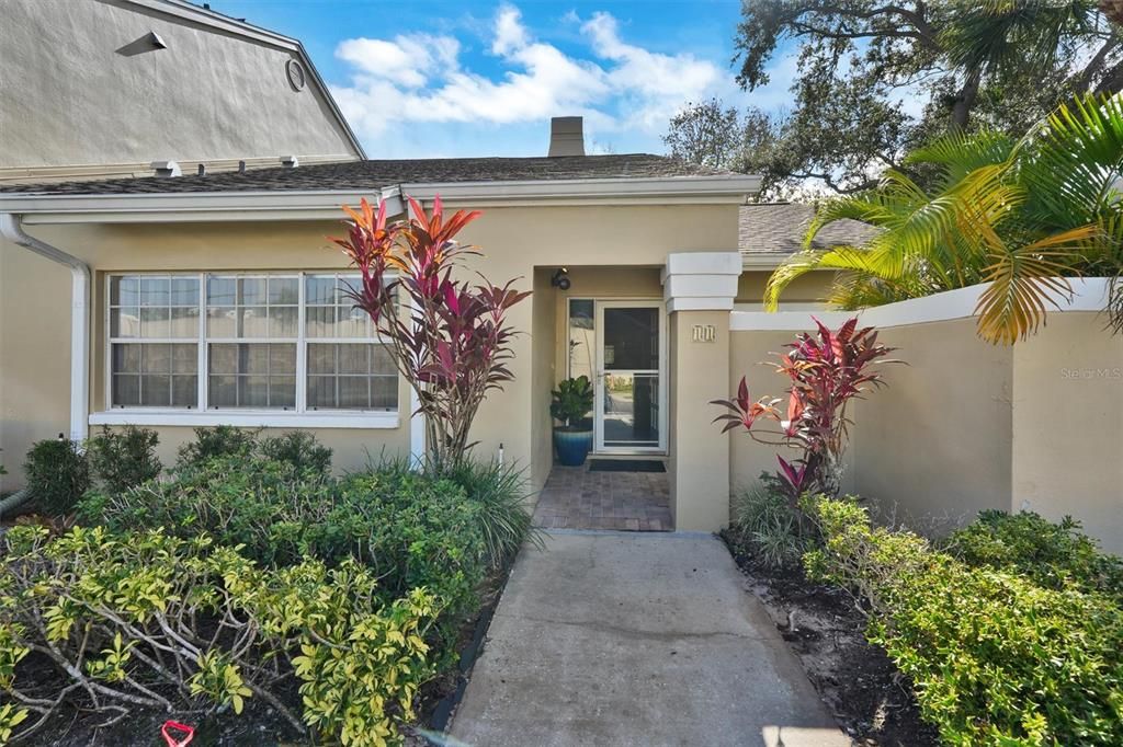 For Sale: $334,900 (3 beds, 2 baths, 1345 Square Feet)