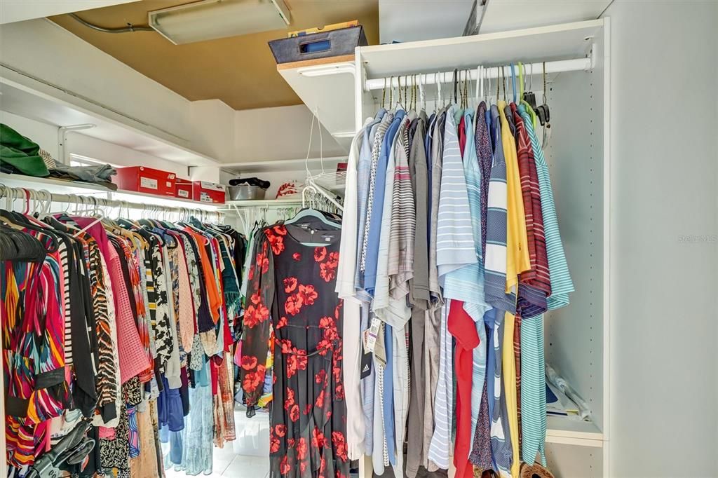 For Sale: $334,900 (3 beds, 2 baths, 1345 Square Feet)