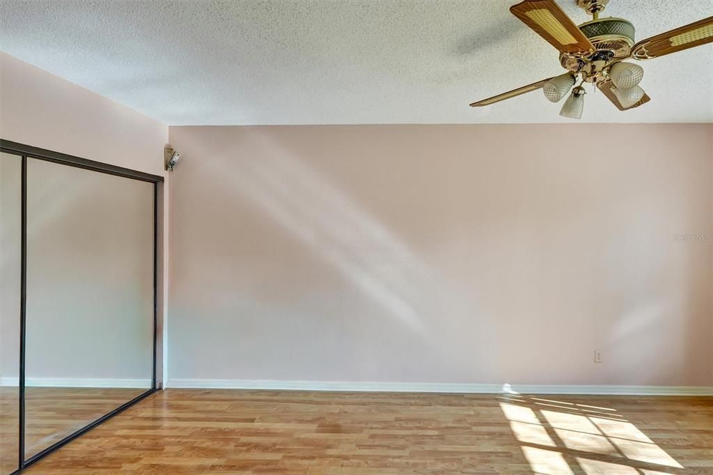 For Sale: $334,900 (3 beds, 2 baths, 1345 Square Feet)