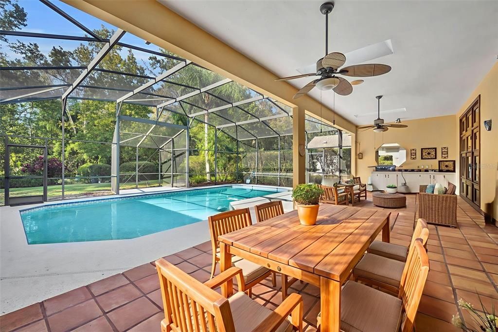 For Sale: $760,000 (4 beds, 3 baths, 2940 Square Feet)