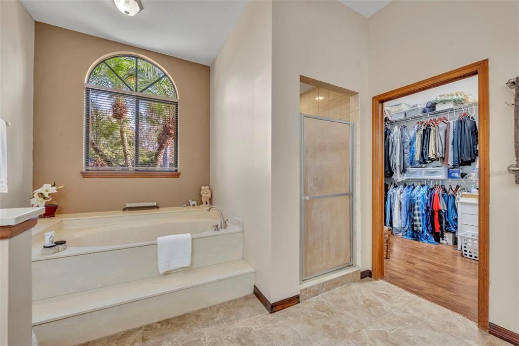 For Sale: $760,000 (4 beds, 3 baths, 2940 Square Feet)