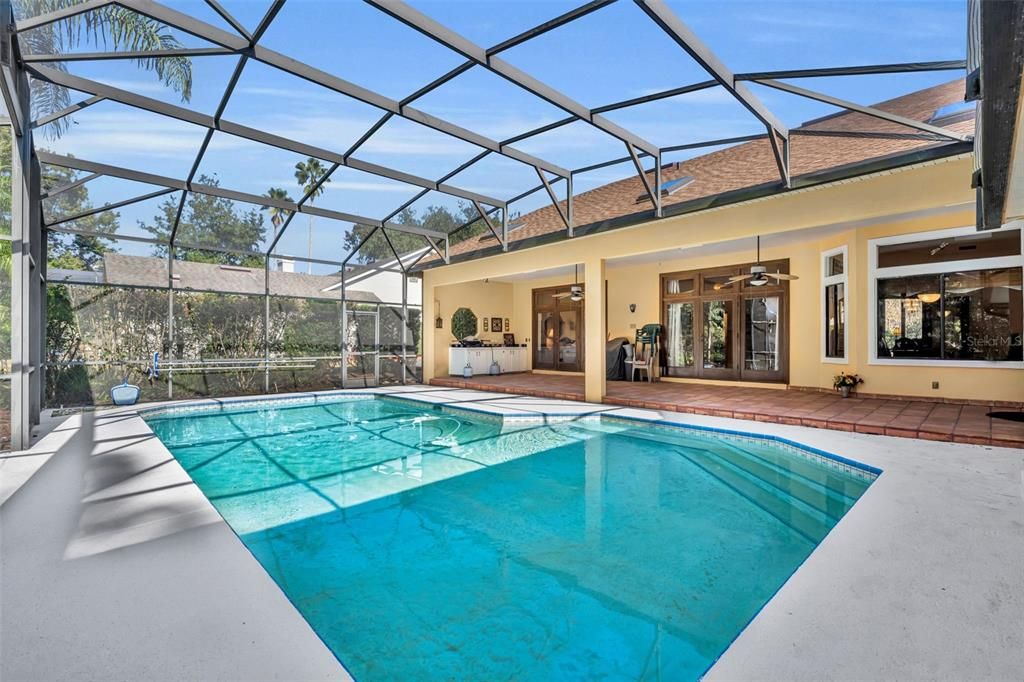 For Sale: $760,000 (4 beds, 3 baths, 2940 Square Feet)