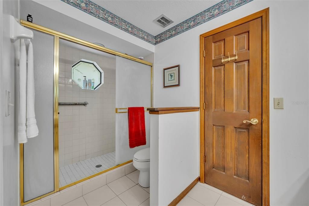 For Sale: $760,000 (4 beds, 3 baths, 2940 Square Feet)