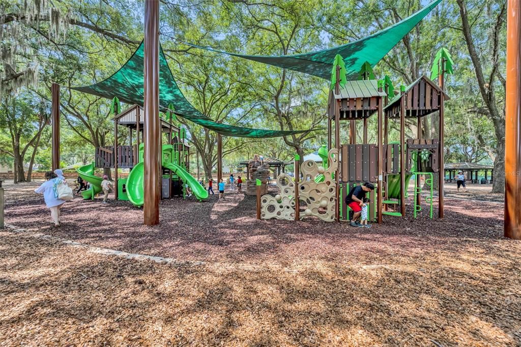 For Sale: $760,000 (4 beds, 3 baths, 2940 Square Feet)