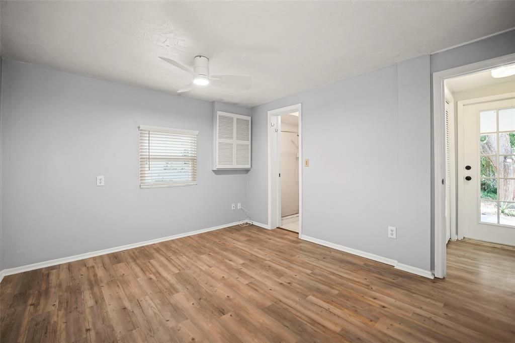 For Sale: $875,000 (3 beds, 2 baths, 1886 Square Feet)