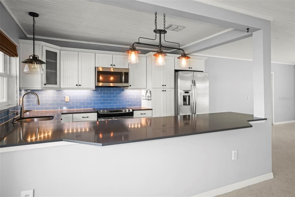 For Sale: $875,000 (3 beds, 2 baths, 1886 Square Feet)