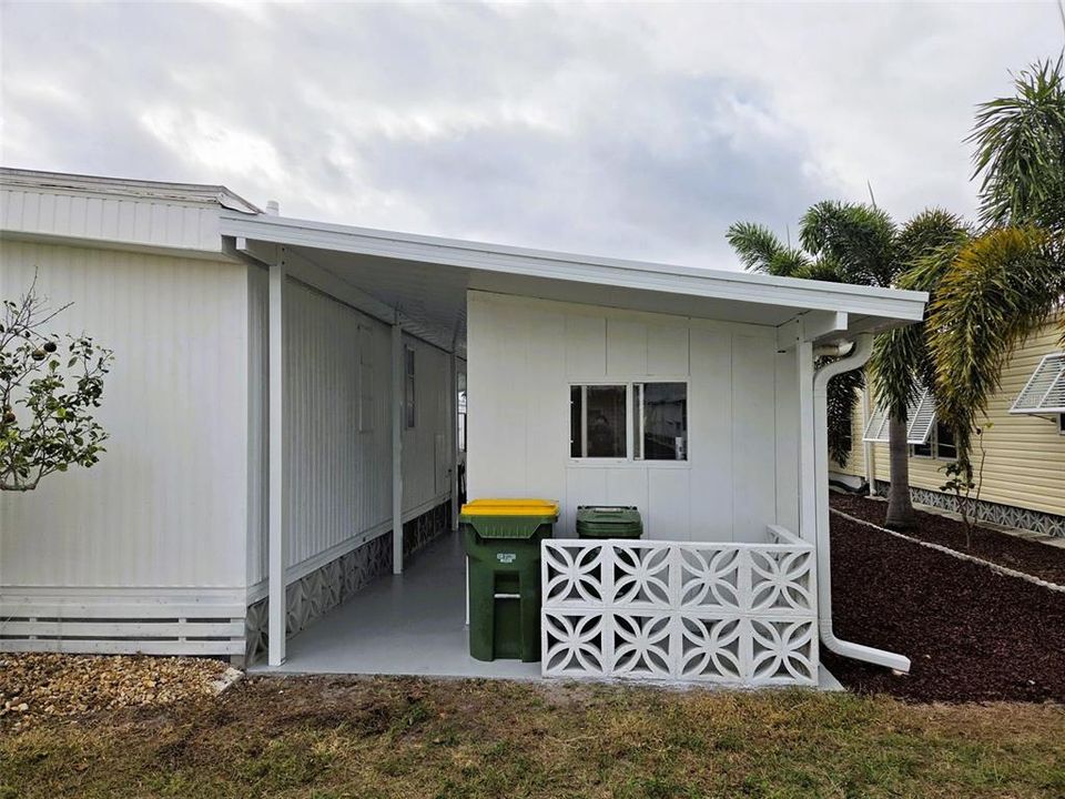 For Sale: $174,900 (2 beds, 2 baths, 960 Square Feet)