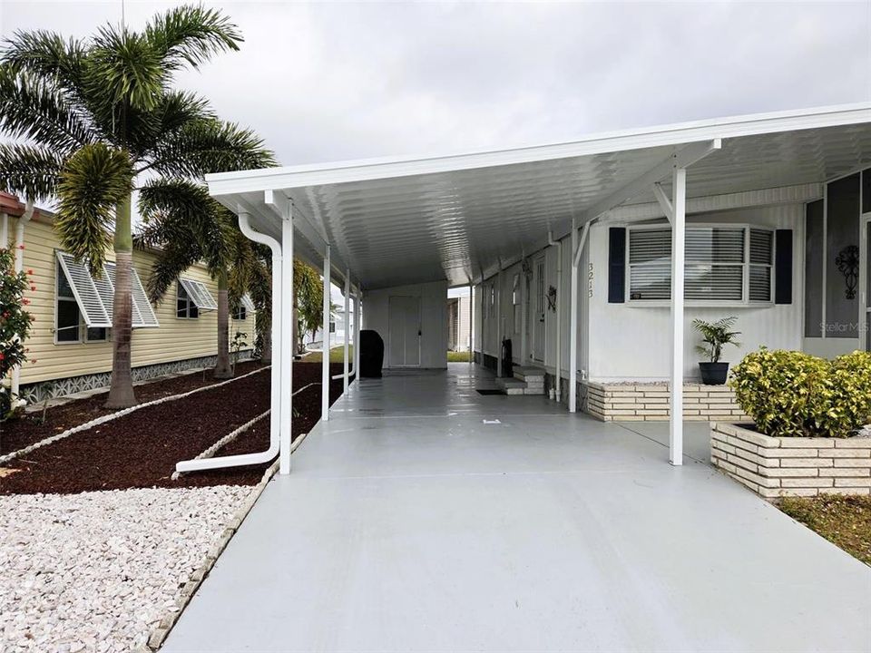 For Sale: $174,900 (2 beds, 2 baths, 960 Square Feet)