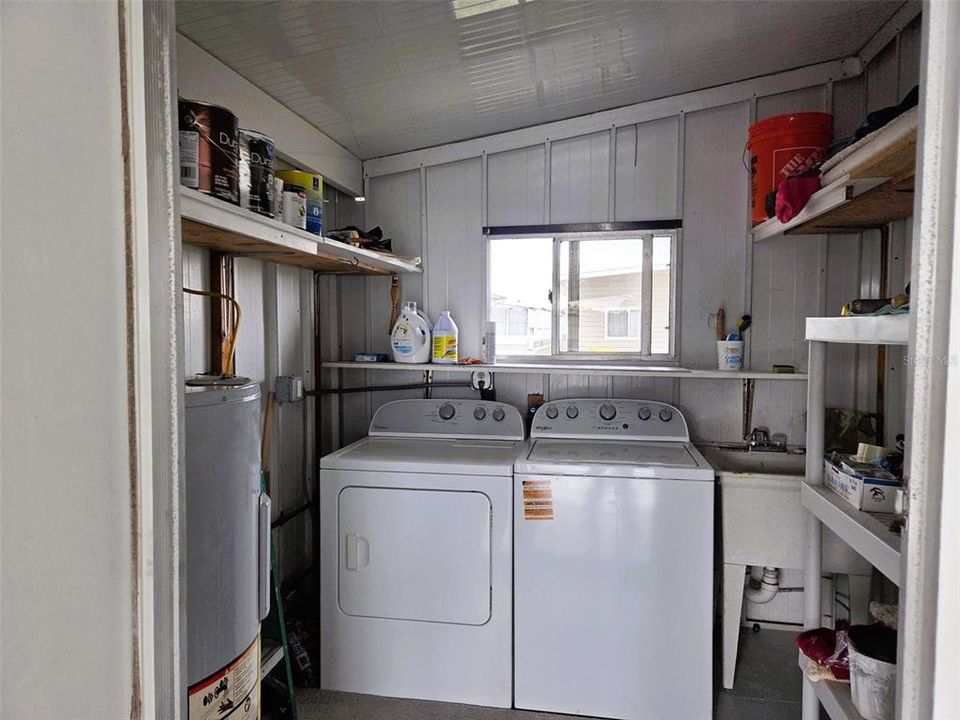 For Sale: $174,900 (2 beds, 2 baths, 960 Square Feet)