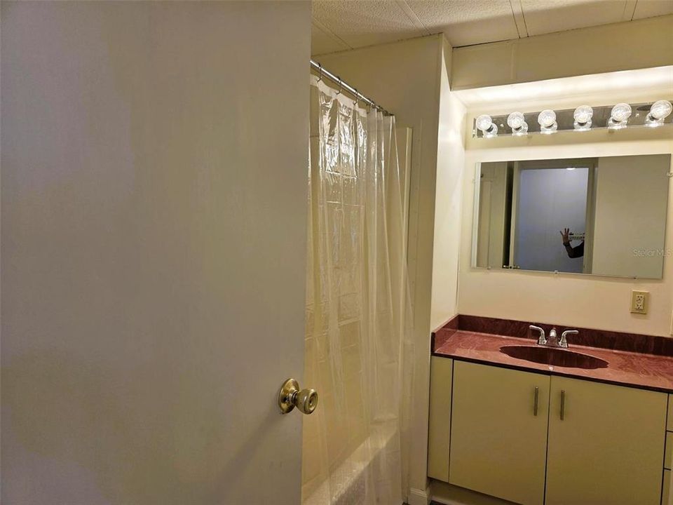 For Sale: $174,900 (2 beds, 2 baths, 960 Square Feet)